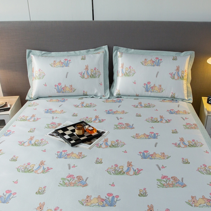 91家纺网 家纺一手货源 找家纺 简宜家居 2023新款冰丝复合席子 花园兔