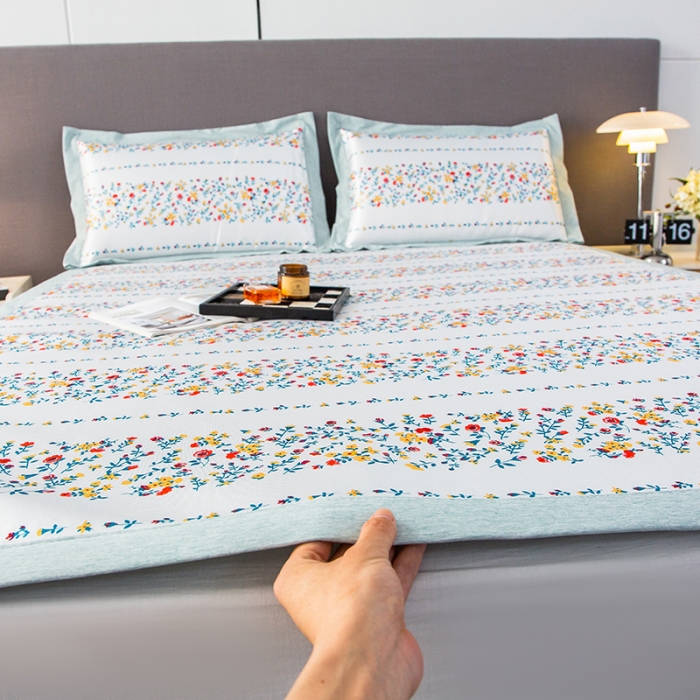 91家纺网 家纺一手货源 找家纺 简宜家居 2023新款冰丝复合席子 黄赤梅