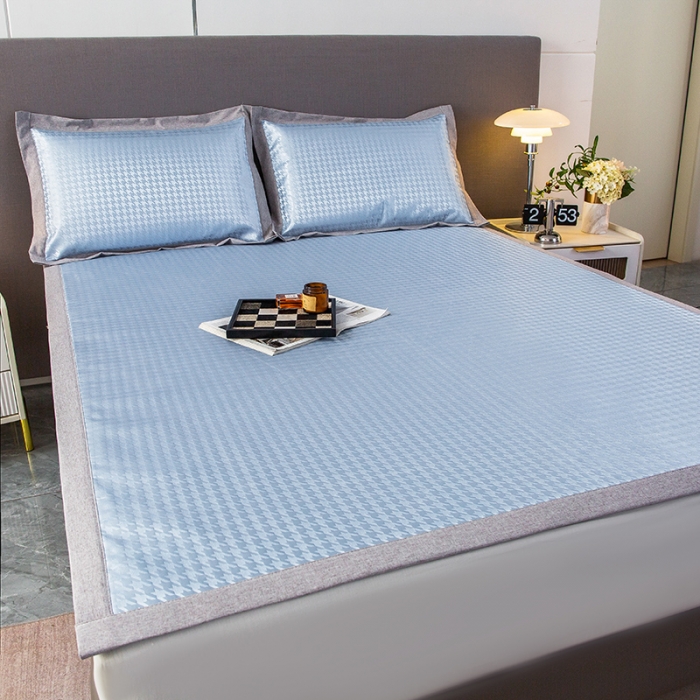 91家纺网 家纺一手货源 找家纺 简宜家居 2023新款冰丝复合席子 千鸟格-蓝