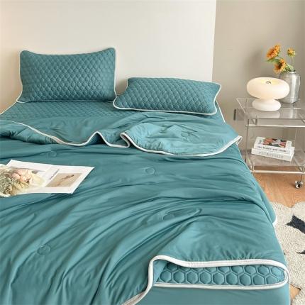 91家纺网 家纺一手货源 找家纺 欧邦 新款轻奢风纯色凉感丝乳胶凉席夏被四件套 墨绿