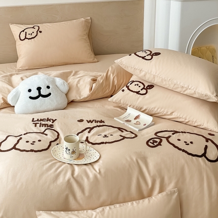 91家纺网 家纺一手货源 找家纺 （总）澳梵家居 2023新款【是修狗呀】系列 全棉大版毛巾绣四件套