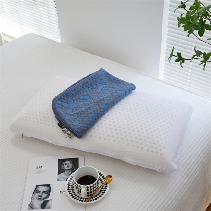 91家纺网 家纺一手货源 找家纺 新款天然乳胶枕头面包款式乳胶枕芯全棉面料40*70大面包四件套配套枕芯