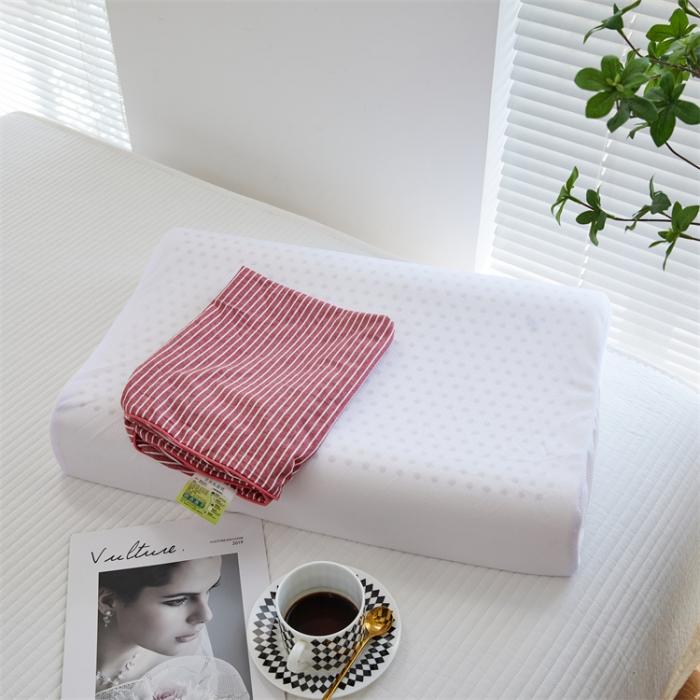 91家纺网 家纺一手货源 找家纺 新款天然乳胶枕高低平面款面料全棉水洗棉条纹面料乳胶枕头