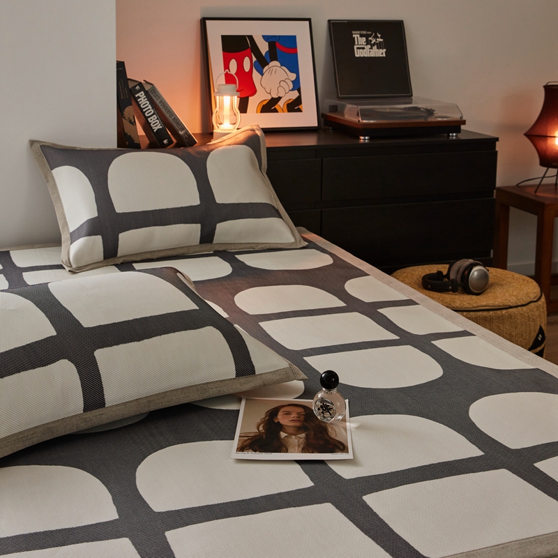 91家纺网 家纺一手货源 找家纺 柚子2023款冰藤席 黑白格