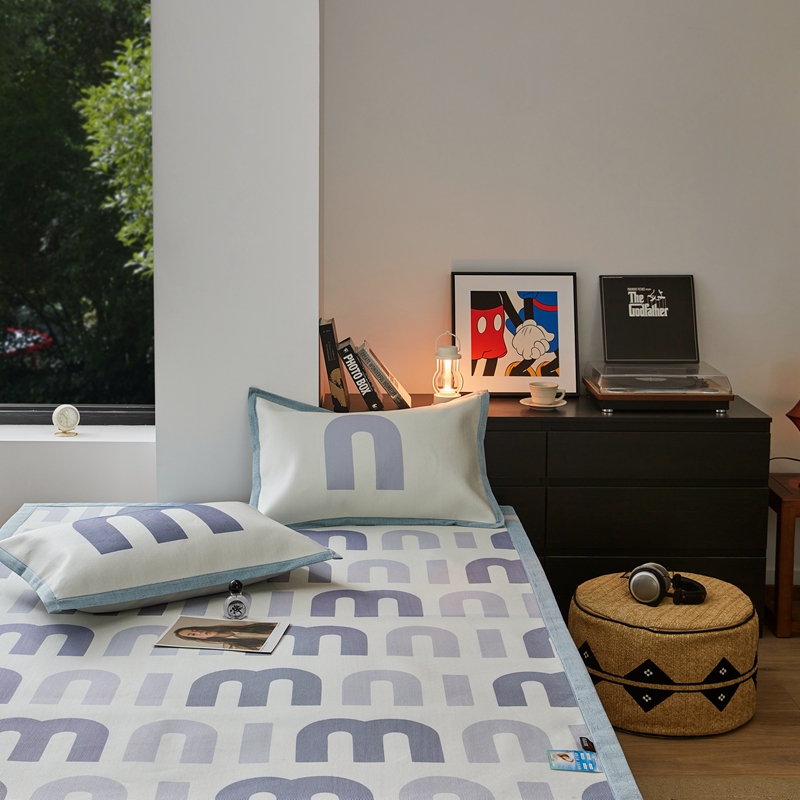 91家纺网 家纺一手货源 找家纺 柚子2023款冰藤席 蓝白M