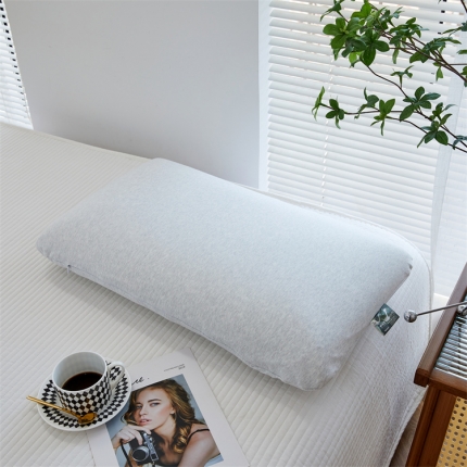 91家纺网 家纺一手货源 找家纺 新款天然乳胶枕头面包款式乳胶枕芯全棉面料40*70大面包四件套配套枕芯