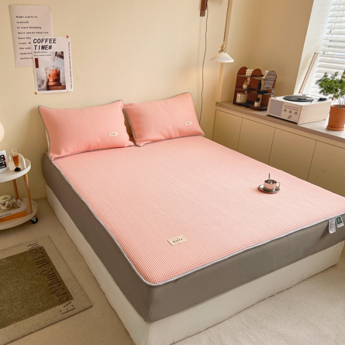 91家纺网 家纺一手货源 找家纺 吉象家纺 2023新款A类华夫格软席凉感席套件 华夫格少女粉玉