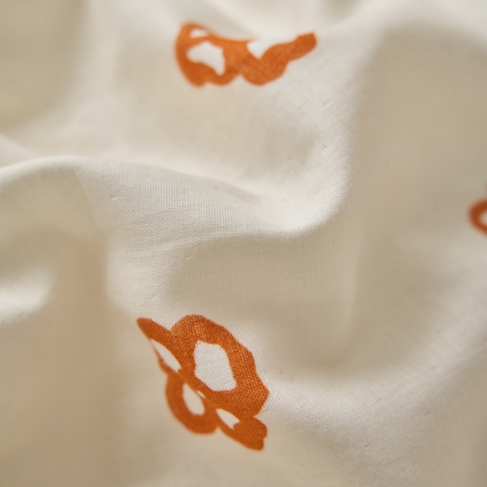 91家纺网 家纺一手货源 找家纺 时年 2023新款全棉母婴级有氧双层纱纽扣工艺款四件套-场景一 休闲时代-桔