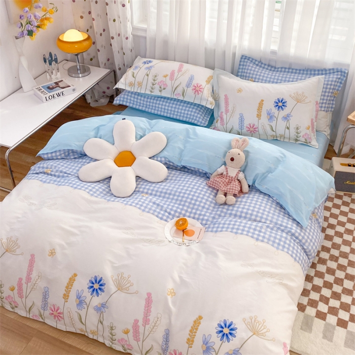 91家纺网 家纺一手货源 找家纺 多品家纺 2023新款12868全棉印花四件套系列第二批 花之恋—蓝