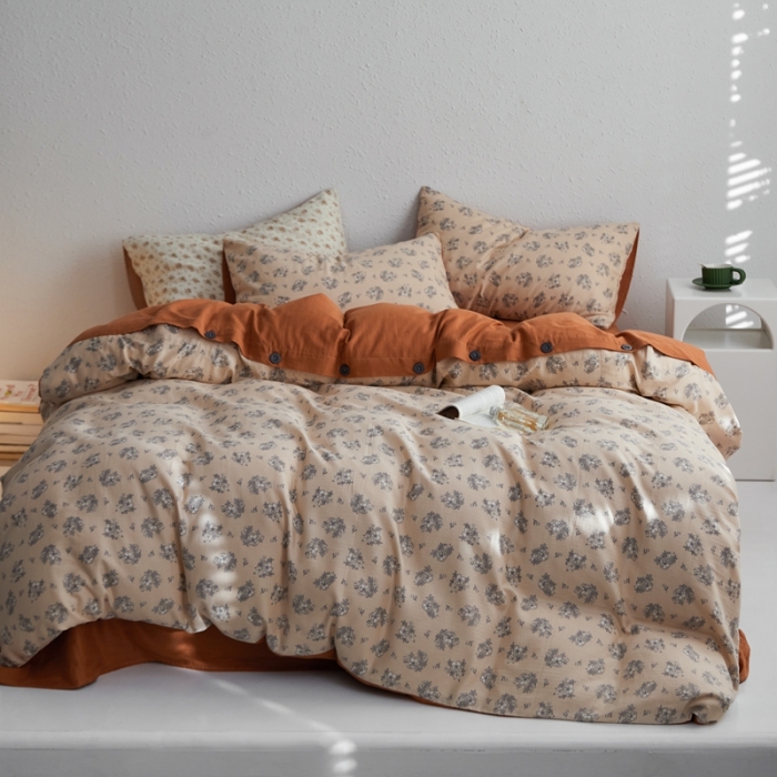 91家纺网 家纺一手货源 找家纺 时年 2023新款全棉母婴级有氧双层纱纽扣工艺款四件套-场景二 柏拉图