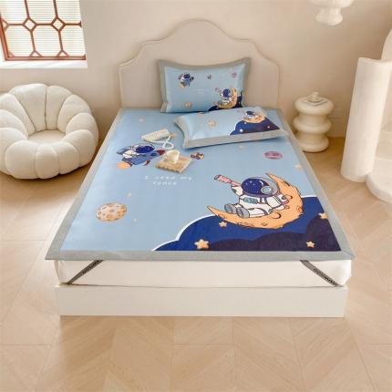91家纺网 家纺一手货源 找家纺 三味舒屋 2023新款凉感抗菌防螨卡通印花冰丝养生席-床席款 宇航员
