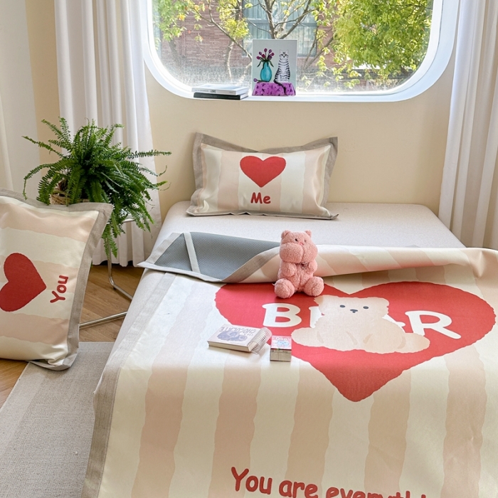 91家纺网 家纺一手货源 找家纺 时年 2023新款水洗冰丝凉席 可爱熊