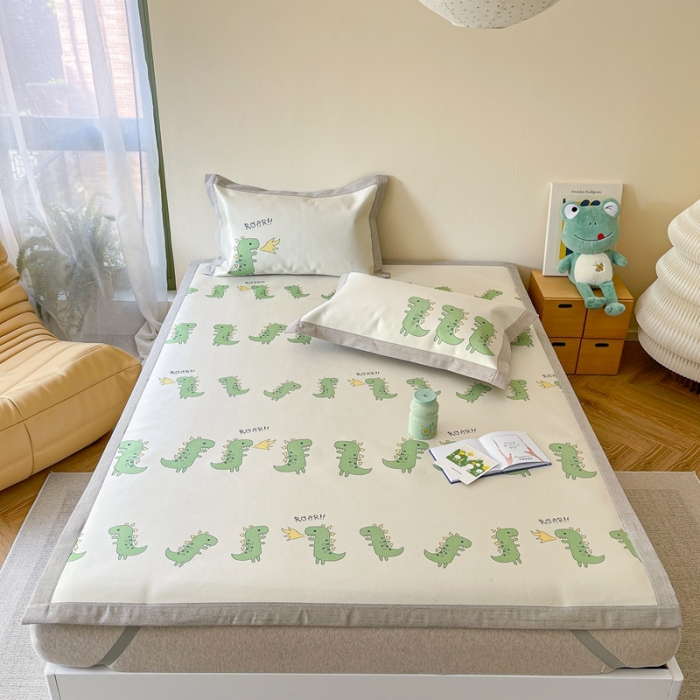 91家纺网 家纺一手货源 找家纺 时年 2023新款水洗冰丝凉席 小恐龙