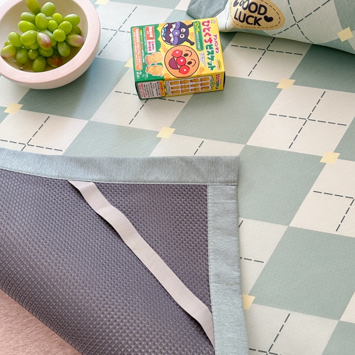 91家纺网 家纺一手货源 找家纺 时年 2023新款水洗冰丝凉席 幸运-绿