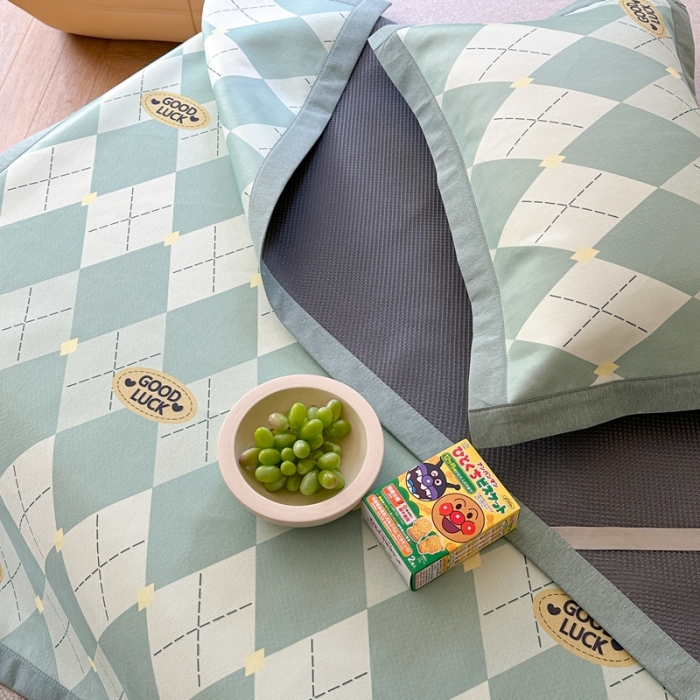 91家纺网 家纺一手货源 找家纺 时年 2023新款水洗冰丝凉席 幸运-绿