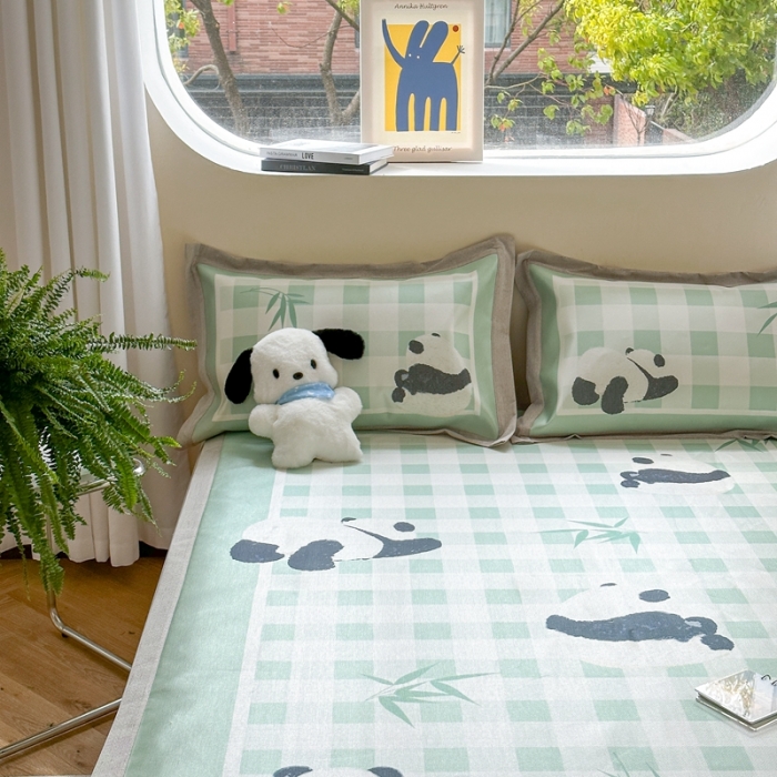 91家纺网 家纺一手货源 找家纺 时年 2023新款水洗冰丝凉席 熊猫仔仔