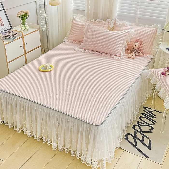 91家纺网 家纺一手货源 找家纺 （总）罗艺轩 2024新款抗菌高克重双层复合床裙款豆豆席三件套倾城雅韵