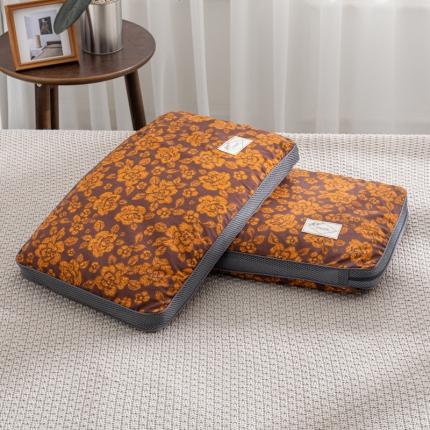 91家纺网 家纺一手货源 找家纺 皇冠之家 2023新款田园印花棉麻可拆卸纯荞麦枕 花韵