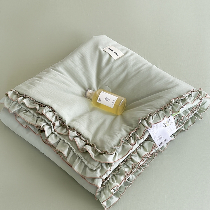 91家纺网 家纺一手货源 找家纺 （总）荣轩 2023新款素色双层纱夏被-花边款