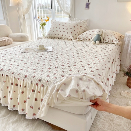 91家纺网 家纺一手货源 找家纺 （总）忘忧草2025新款全棉床笠式床裙夹棉床笠纯棉花边小清新