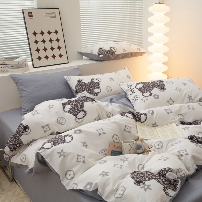 91家纺网 家纺一手货源 找家纺 黑马家居2023新款全棉印花喷气12868套件-四件套潮流
