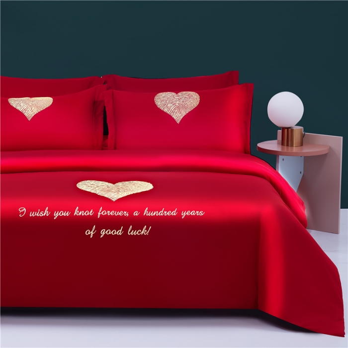 91家纺网 家纺一手货源 找家纺 2025新款亲肤棉绣花刺绣婚庆四件套 比心