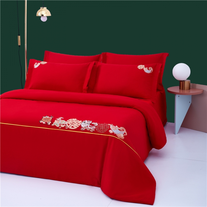 91家纺网 家纺一手货源 找家纺 2025新款亲肤棉绣花刺绣婚庆四件套 纳福