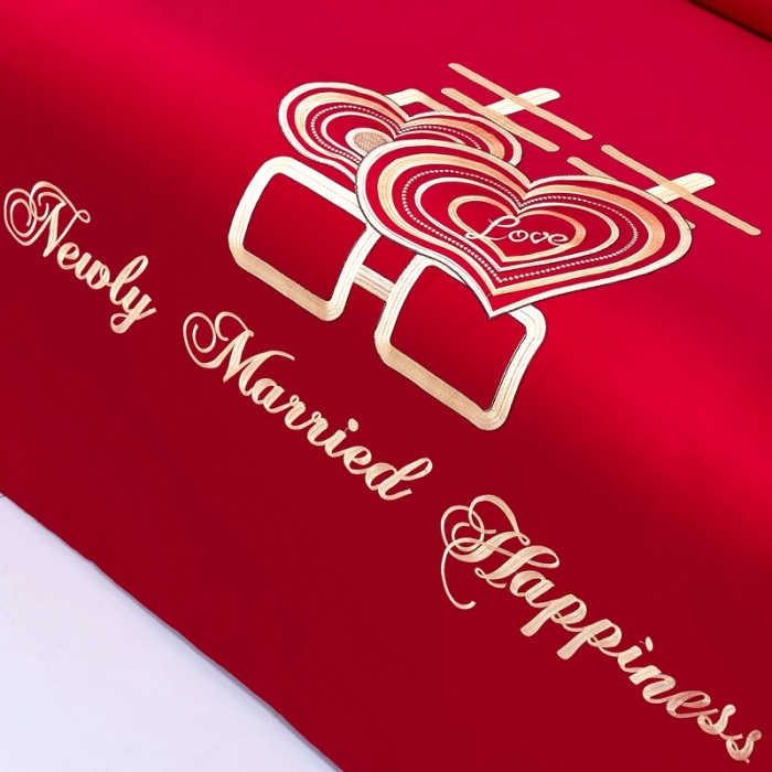 91家纺网 家纺一手货源 找家纺 2025新款亲肤棉绣花刺绣婚庆四件套 心心相印