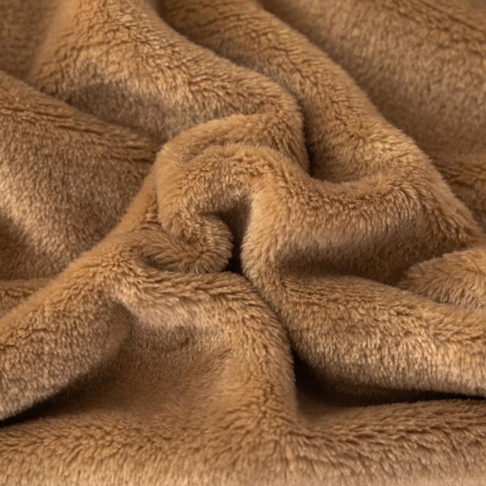 91家纺网 家纺一手货源 找家纺 2024新款纯色牛奶绒多功能盖毯 空调毯 爵士驼