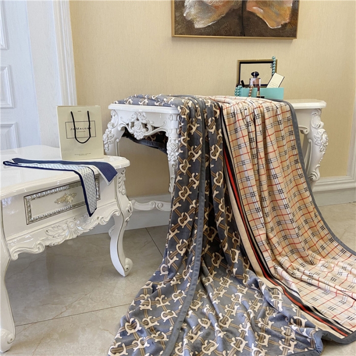 91家纺网 家纺一手货源 找家纺 卡奥2025AB版云貂绒毛毯法莱绒休闲盖毯沙发毯空调毯子贝莉