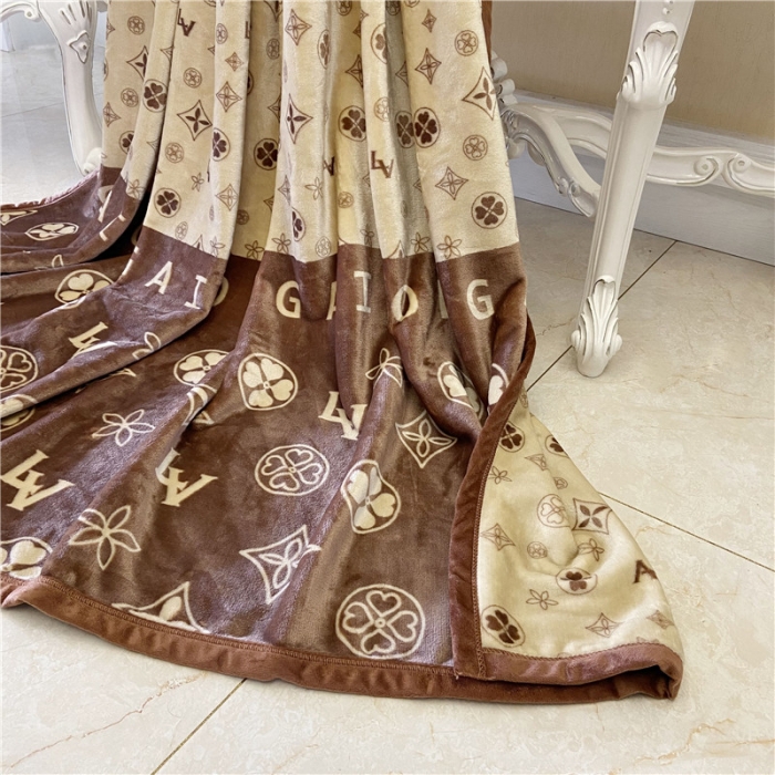 91家纺网 家纺一手货源 找家纺 卡奥2025AB版云貂绒毛毯法莱绒休闲盖毯沙发毯空调毯子米兰