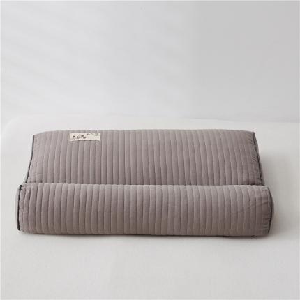 91家纺网 家纺一手货源 找家纺 （总）乐可 2023新款砂洗反牵引护颈荞麦枕头枕芯