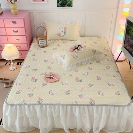 91家纺网 家纺一手货源 找家纺 昔可 2023新款第二批双层床裙乳胶三件套 可爱小清新风 软萌兔兔郁金