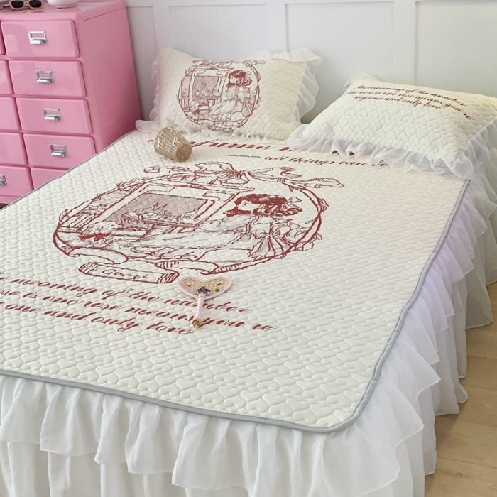 91家纺网 家纺一手货源 找家纺 昔可 2023新款第二批双层床裙乳胶三件套 可爱小清新风 复古线条女孩