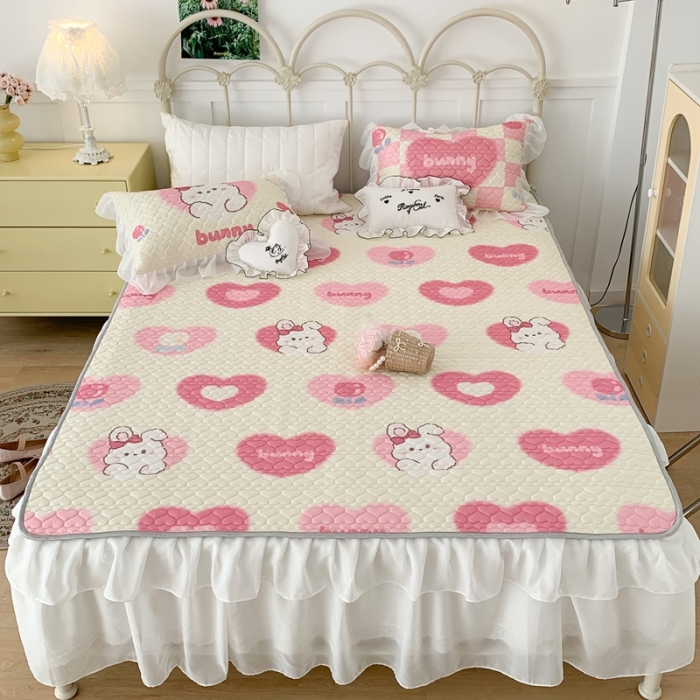 91家纺网 家纺一手货源 找家纺 昔可 2023新款第二批双层床裙乳胶三件套 可爱小清新风 心动兔