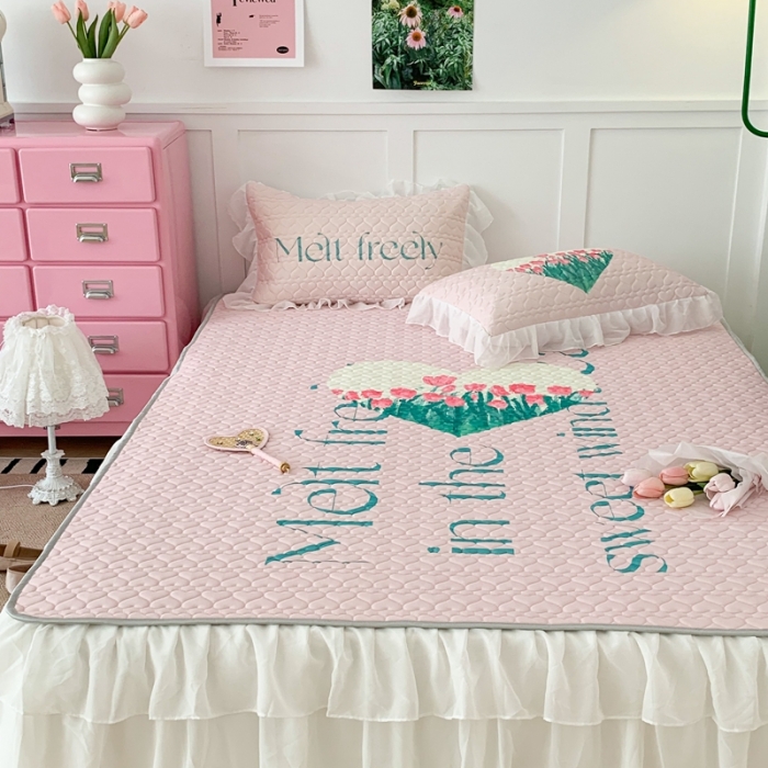 91家纺网 家纺一手货源 找家纺 昔可 2023新款第二批双层床裙乳胶三件套 可爱小清新风 心动郁金香