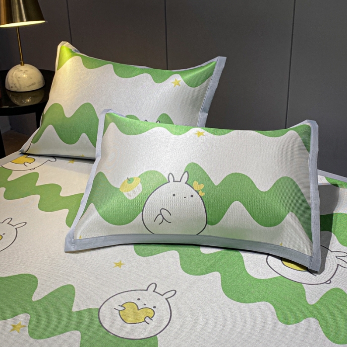 91家纺网 家纺一手货源 找家纺 安哆啦 A类数码印花冰丝藤席三件套 绿色波浪纹