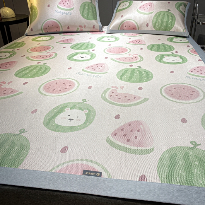 91家纺网 家纺一手货源 找家纺 安哆啦 A类数码印花冰丝藤席三件套 小西瓜