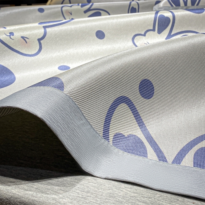 91家纺网 家纺一手货源 找家纺 安哆啦 A类数码印花冰丝藤席三件套 圆点兔兔