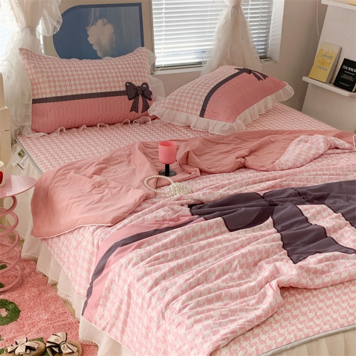 91家纺网 家纺一手货源 找家纺 （总）昔可 大版数码印花凉感夏被