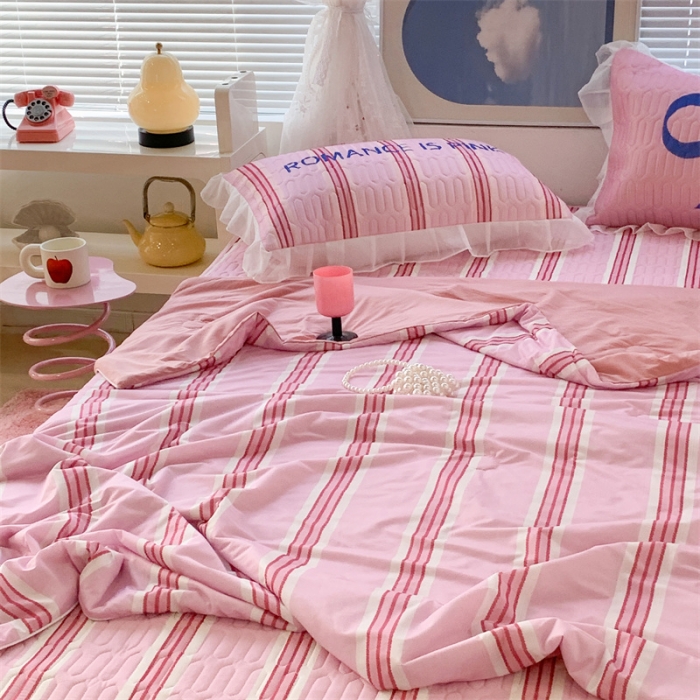 91家纺网 家纺一手货源 找家纺 昔可 大版数码印花凉感夏被 芭蕾少女蝴蝶结