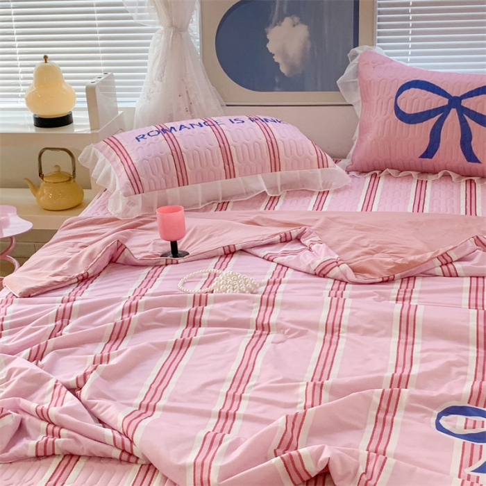 91家纺网 家纺一手货源 找家纺 昔可 大版数码印花凉感夏被 芭蕾少女蝴蝶结