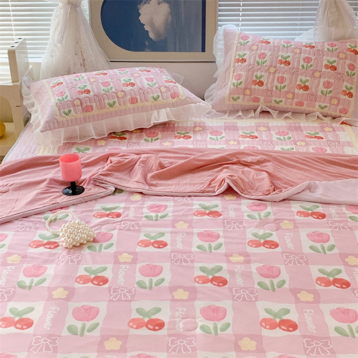 91家纺网 家纺一手货源 找家纺 昔可 大版数码印花凉感夏被 樱桃郁金香