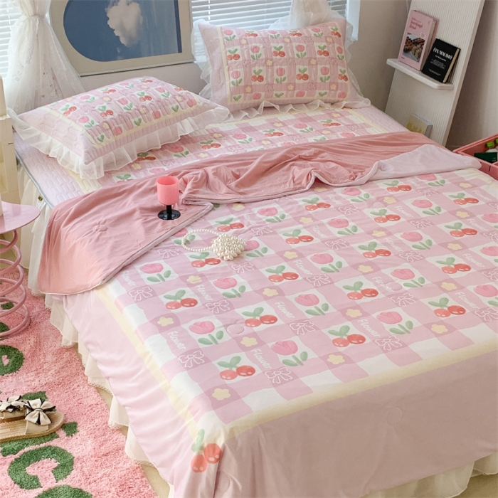 91家纺网 家纺一手货源 找家纺 昔可 大版数码印花凉感夏被 樱桃郁金香