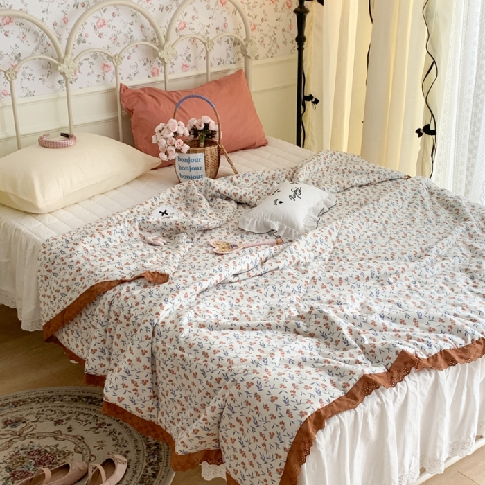 91家纺网 家纺一手货源 找家纺 昔可 复古蕾丝花边针织夏被 果园假期