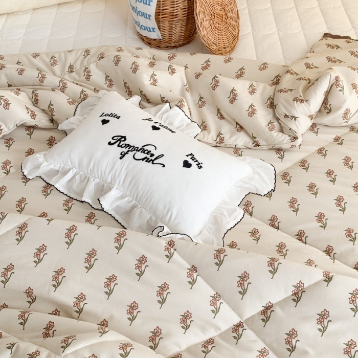 91家纺网 家纺一手货源 找家纺 昔可 复古蕾丝花边针织夏被 莉莉克丝