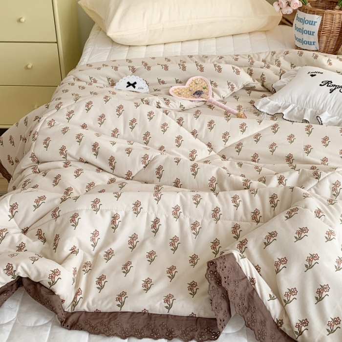 91家纺网 家纺一手货源 找家纺 昔可 复古蕾丝花边针织夏被 莉莉克丝