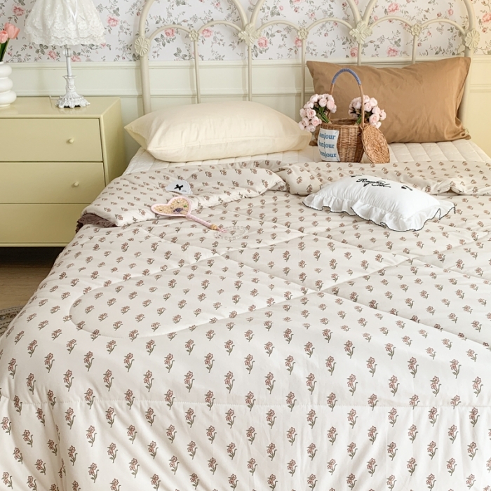 91家纺网 家纺一手货源 找家纺 昔可 复古蕾丝花边针织夏被 莉莉克丝