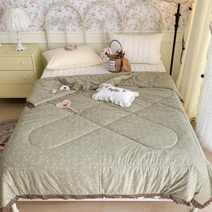 91家纺网 家纺一手货源 找家纺 昔可 复古蕾丝花边针织夏被 慵懒夏日