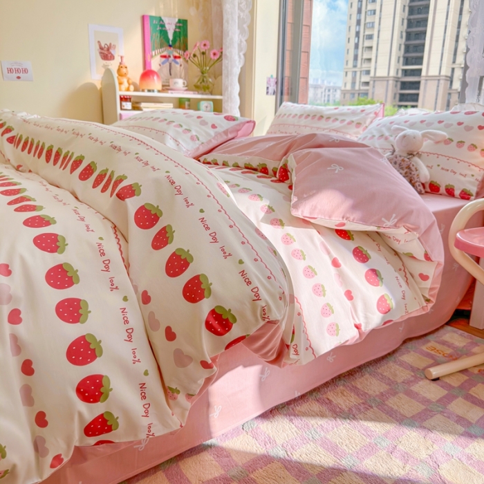 91家纺网 家纺一手货源 找家纺 呗旺鹿 2023新款13372全棉纯棉印花四件套直播款 草莓冰冰